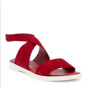 *NWOT* Via Spiga Jordan Crisscross Sandal